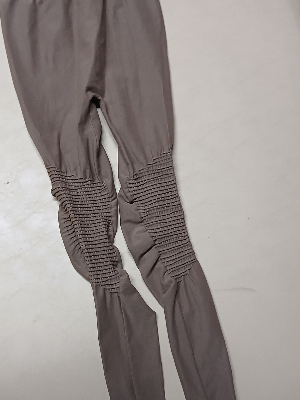 Zenana outfitters stretchy tan brown leggings khaki ladies small medium